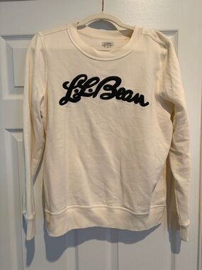 L.L. Bean Cream Sweatshirt with Deep Green Logo